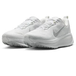 Nike Vomero 18 Women's Running Shoes