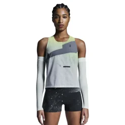 On Running On Race Women's Vest - SS25